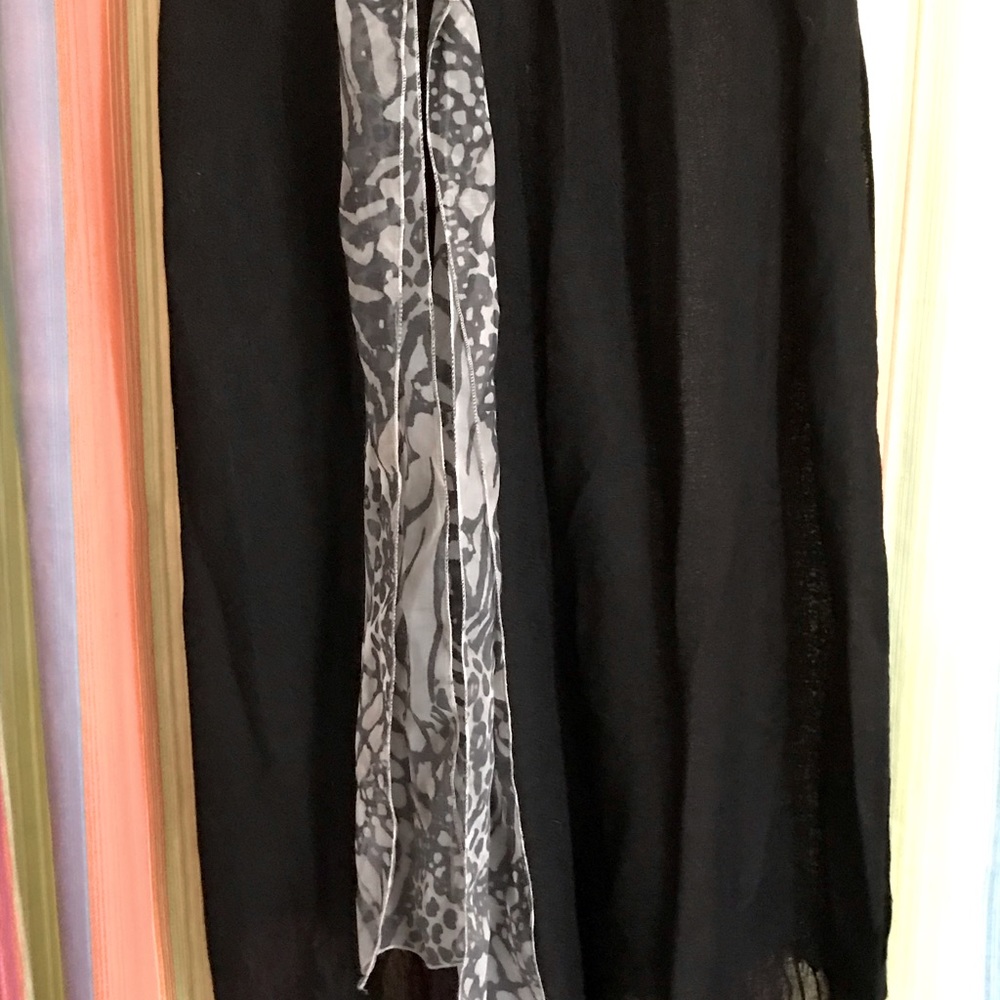 Scarfs lot of 4